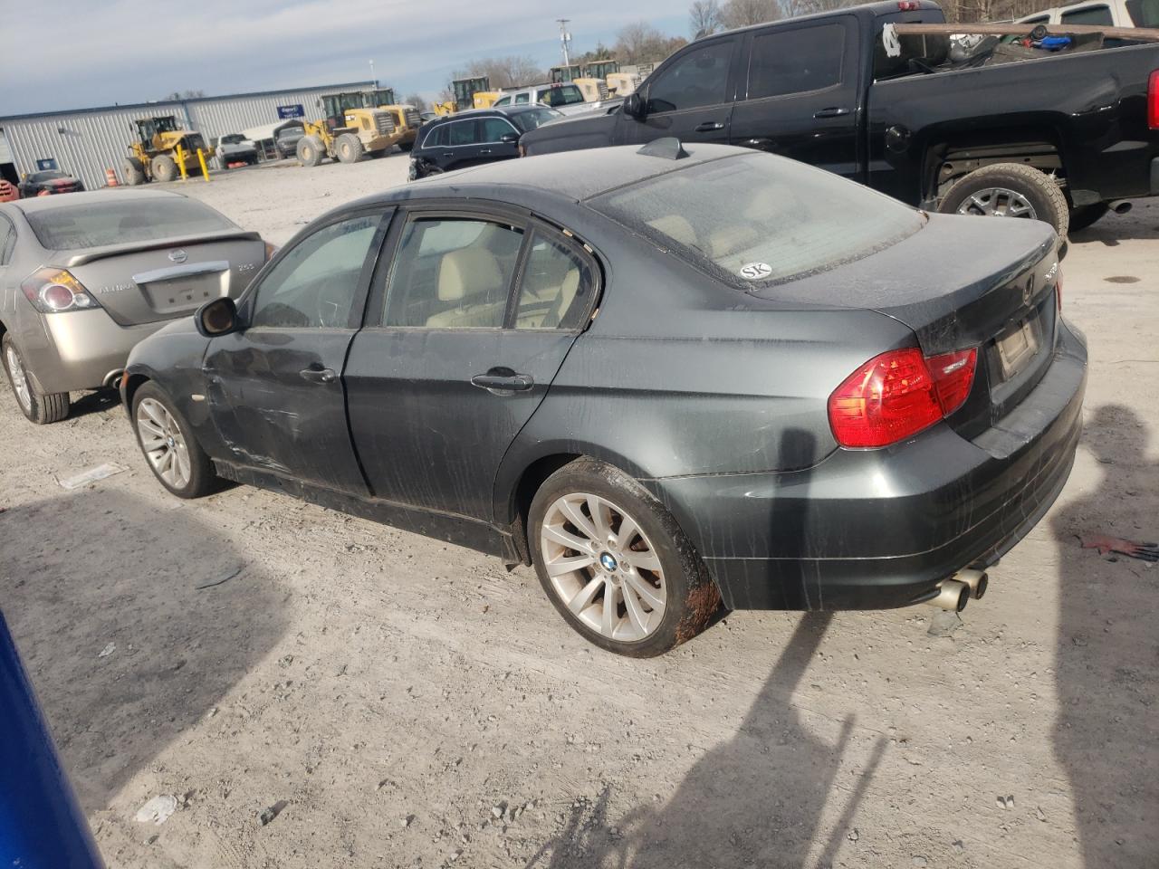 Image 2 of 2011 BMW 328 I 2011 with VIN WBAPH7G55BNM55091