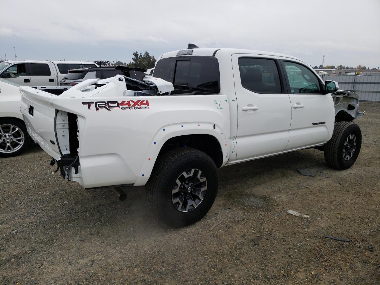 Изображение 3 2023 TOYOTA TACOMA DOUBLE CAB 2023 с VIN 3TMCZ5AN4PM639564