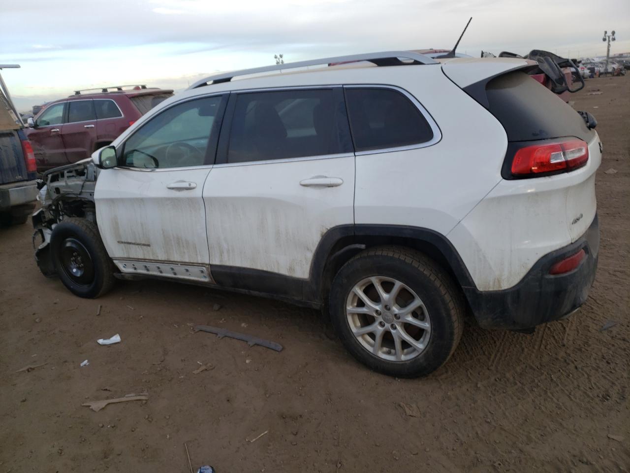 Изображение 2 2016 JEEP CHEROKEE LATITUDE 2016 с VIN 1C4PJMCSXGW303956