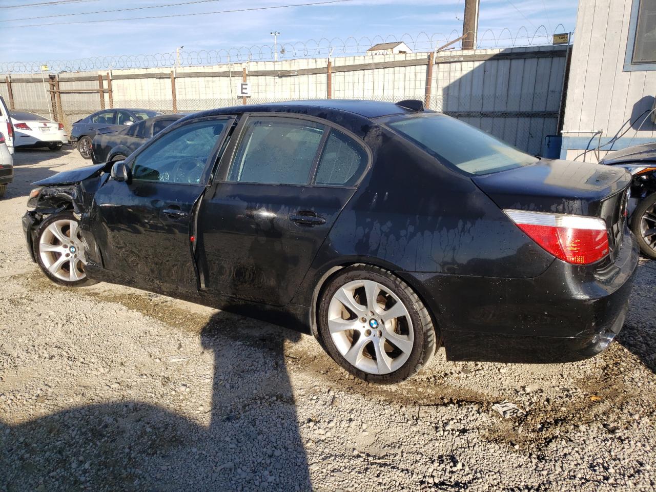 Obraz 2 z 2007 BMW 550 I 2007 z VIN WBANB53557CP08688