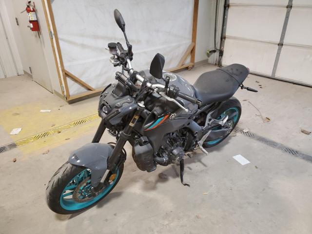 Obraz 2 z 2023 YAMAHA MT09  2023 z VIN JYARN71E2PA004207