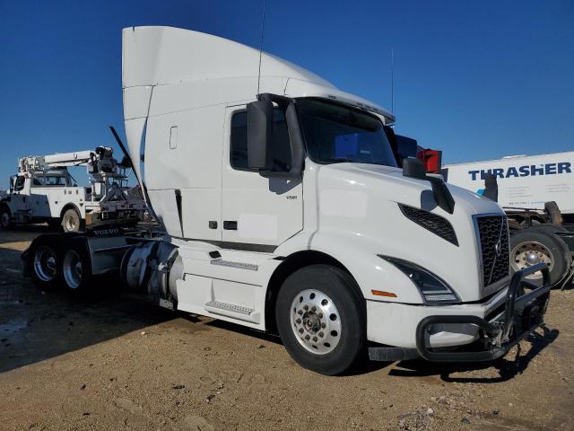 Image 1 of 2020 VOLVO VNR  2020 with VIN 4V4WC9EH3LN244953
