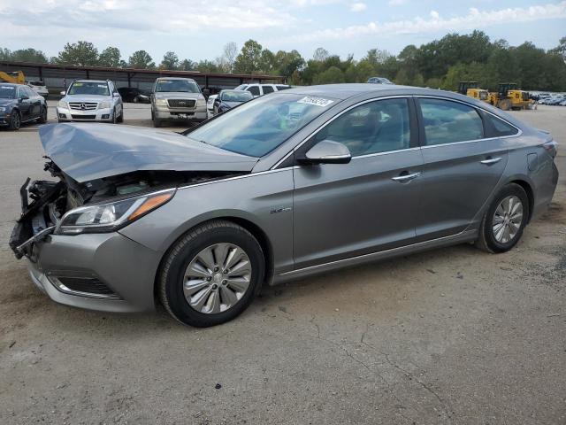 Image 1 of 2017 HYUNDAI SONATA HYBRID 2017 with VIN KMHE24L10HA057912