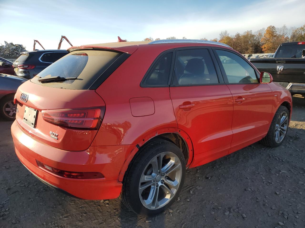 Image 3 of 2018 AUDI Q3 PREMIUM 2018 with VIN WA1ECCFS2JR018739