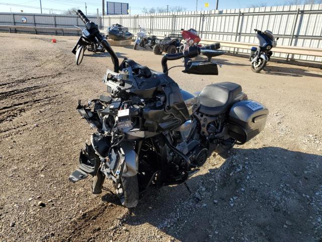 Image 2 of 2020 INDIAN MOTORCYCLE CO. CHALLENGER  2020 with VIN 56KLCBRR4L3390485