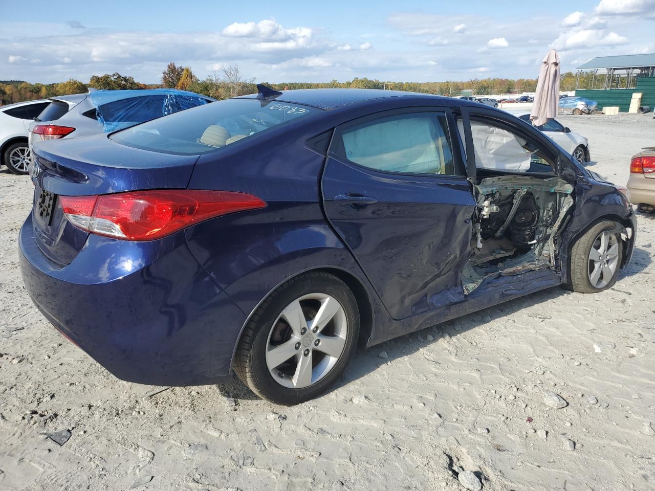 Image 3 of 2013 HYUNDAI ELANTRA GLS 2013 with VIN 5NPDH4AE3DH336083