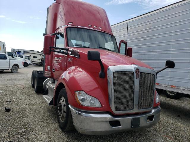 Image 1 of 2015 KENWORTH CONSTRUCTION T680 2015 with VIN 1XKYDP9X8FJ412965