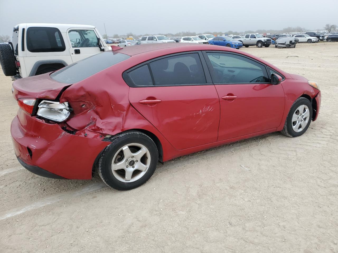 Image 3 of 2016 KIA FORTE LX 2016 with VIN KNAFK4A61G5595370