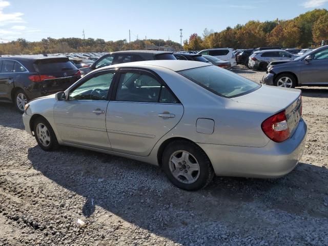 Obraz 2 z 2002 TOYOTA CAMRY LE 2002 z VIN 4T1BE32K42U100233