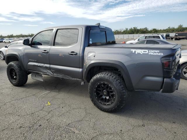 Obraz 2 z 2017 TOYOTA TACOMA DOUBLE CAB 2017 z VIN 3TMAZ5CN7HM050384