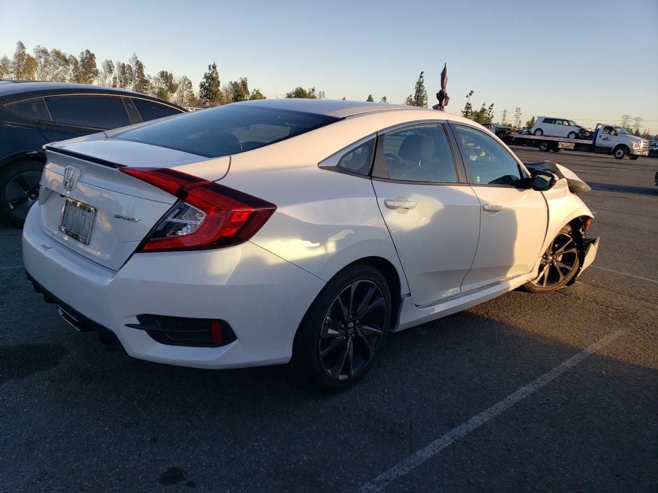 Изображение 3 2021 HONDA CIVIC SPORT 2021 с VIN 2HGFC2F89MH542047