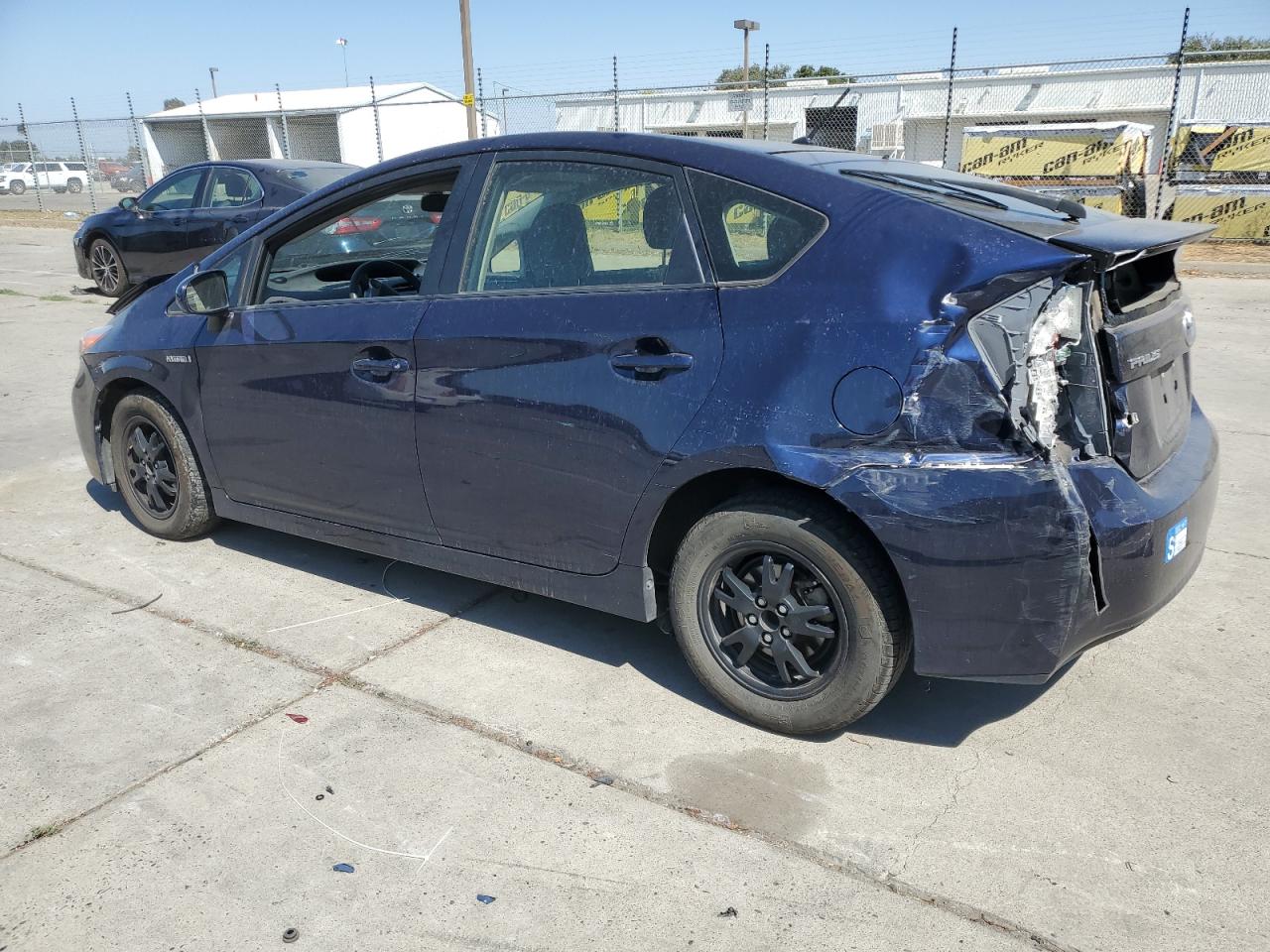 Image 2 of 2014 TOYOTA PRIUS  2014 with VIN JTDKN3DUXE0375815