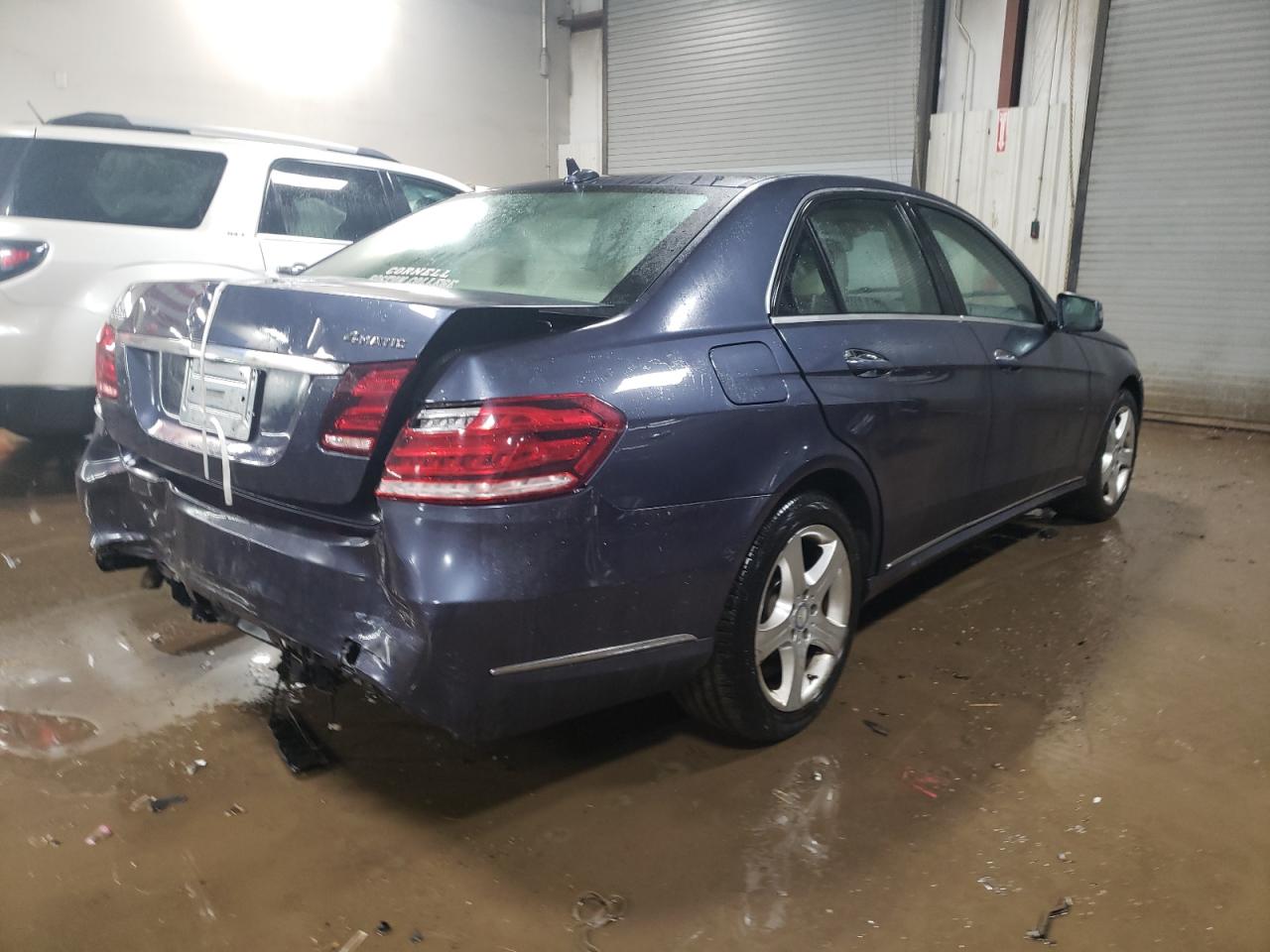 Image 3 of 2014 MERCEDES-BENZ E 350 4MATIC 2014 with VIN WDDHF8JB5EB063614