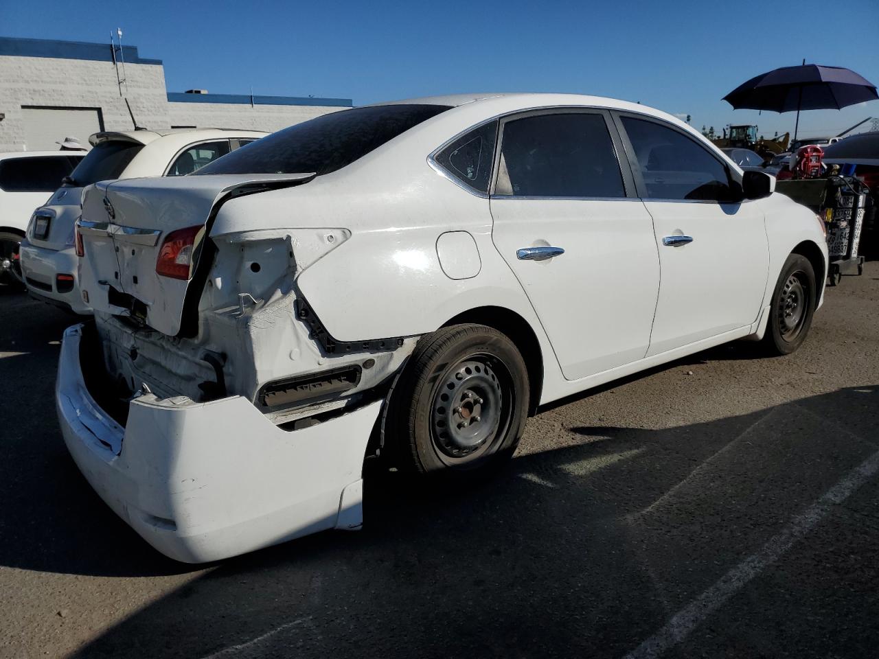 Obraz 3 z 2015 NISSAN SENTRA S 2015 z VIN 3N1AB7AP8FY322051
