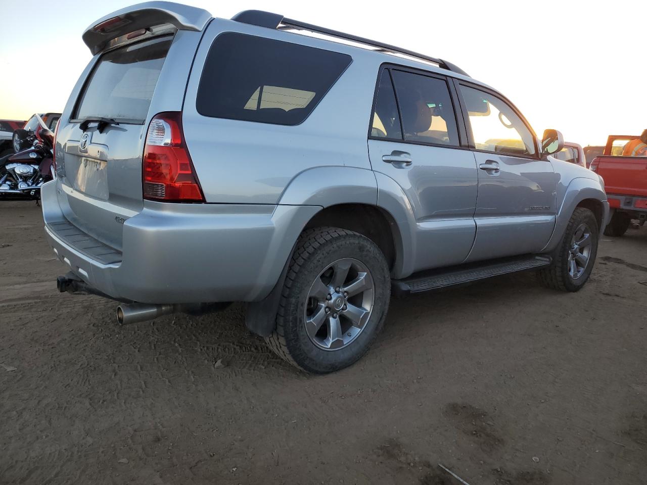 Image 3 of 2006 TOYOTA 4RUNNER LIMITED 2006 with VIN JTEBU17R360092023