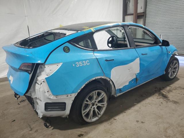 Obraz 3 z 2021 TESLA MODEL Y  2021 z VIN 5YJYGAEE9MF194074