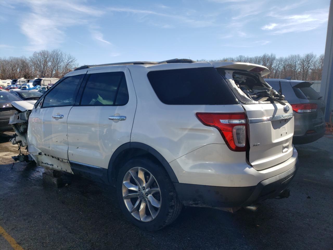 Image 2 of 2011 FORD EXPLORER XLT 2011 with VIN 1FMHK8D87BGA38228