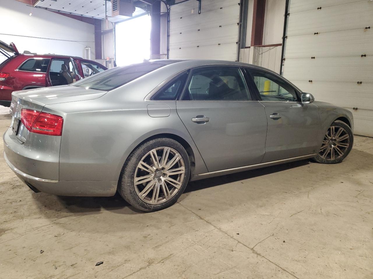 Изображение 3 2013 AUDI A8 L QUATTRO 2013 с VIN WAURGAFD6DN017281