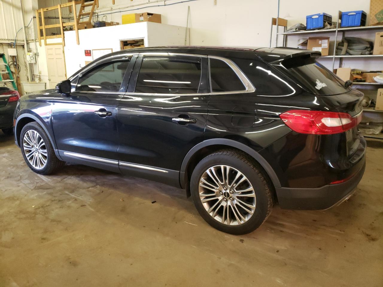 Изображение 2 2018 LINCOLN MKX RESERVE 2018 с VIN 2LMPJ8LR0JBL23551