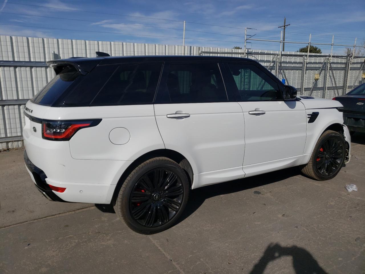 Image 3 of 2022 LAND ROVER RANGE ROVER SPORT P525 AUTOBIOGRAPHY 2022 with VIN SALWV2SE7NA226160