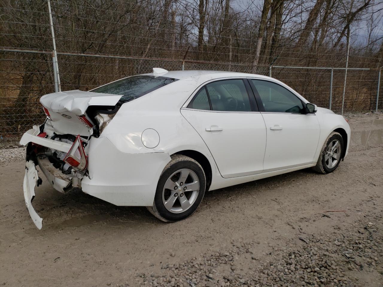 Изображение 3 2015 CHEVROLET MALIBU 1LT 2015 с VIN 1G11C5SL7FF198395