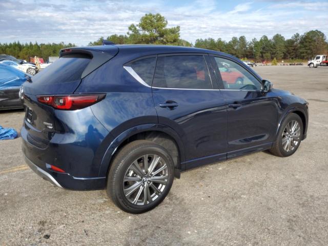 Image 3 of 2024 MAZDA CX-5 SIGNATURE 2024 with VIN JM3KFBXYXR0376188