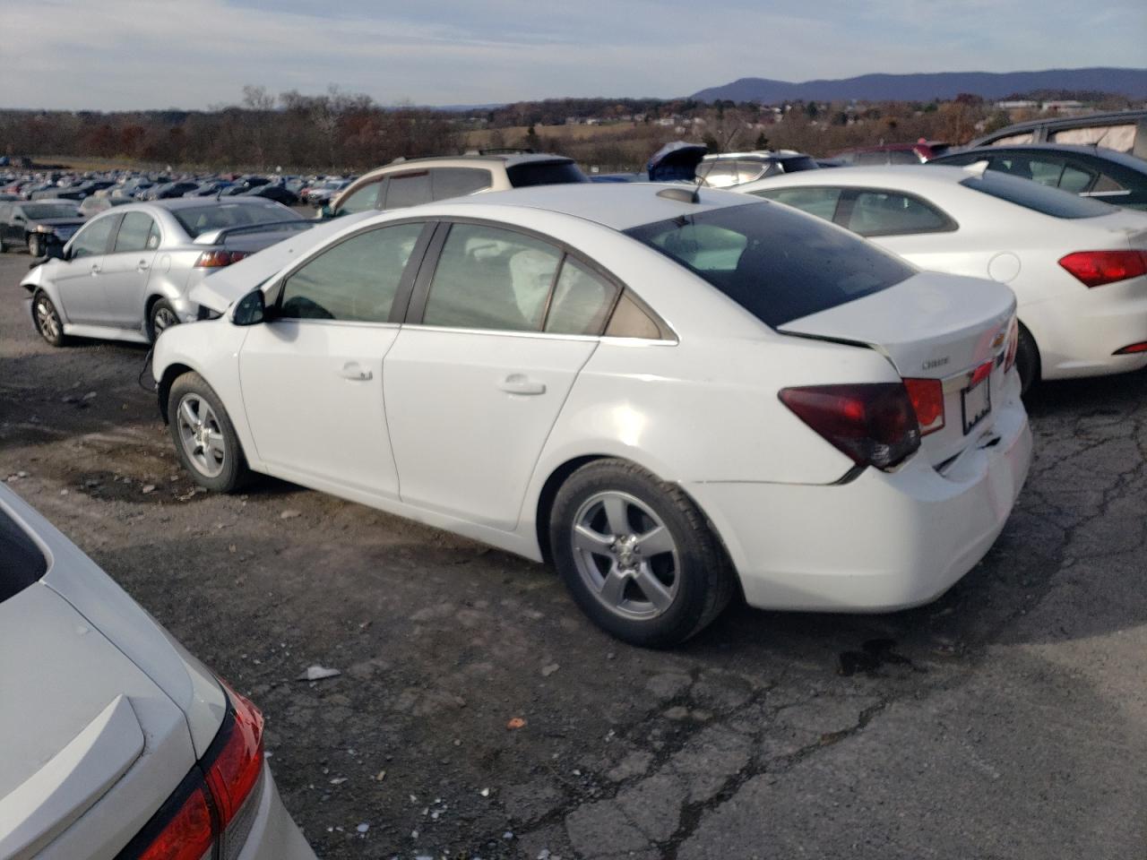 Obraz 2 z 2015 CHEVROLET CRUZE LT 2015 z VIN 1G1PC5SB5F7212385