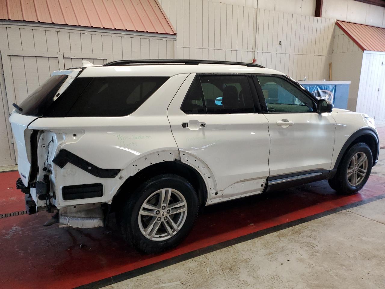 Obraz 3 z 2021 FORD EXPLORER XLT 2021 z VIN 1FMSK8DH0MGB00626