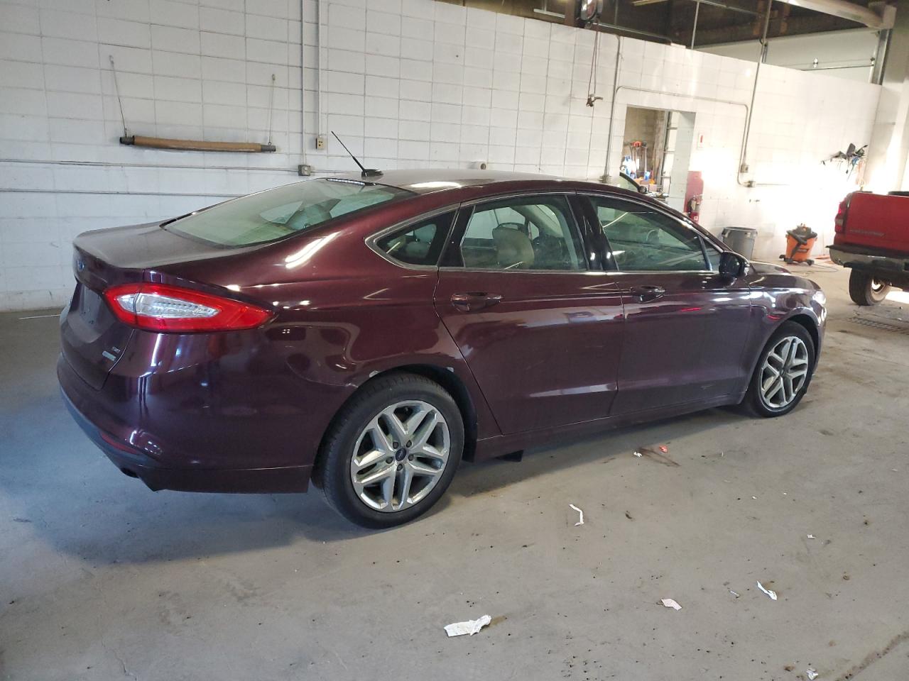 Изображение 3 Ford Fusion Se 2013 с VIN 3FA6P0HR3DR244746