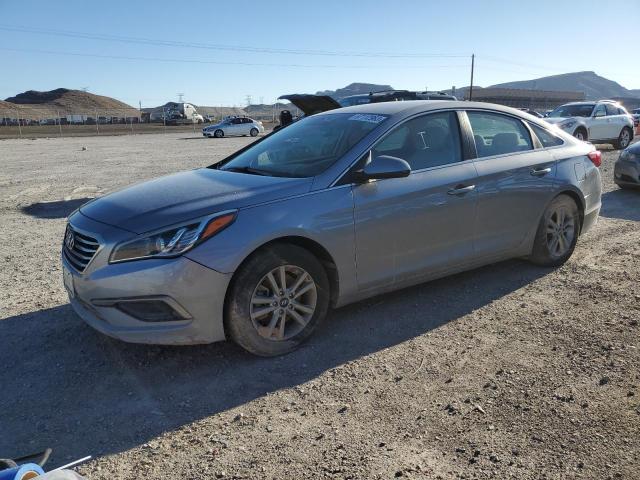 Obraz 1 z 2017 HYUNDAI SONATA SE 2017 z VIN 5NPE24AF5HH498396