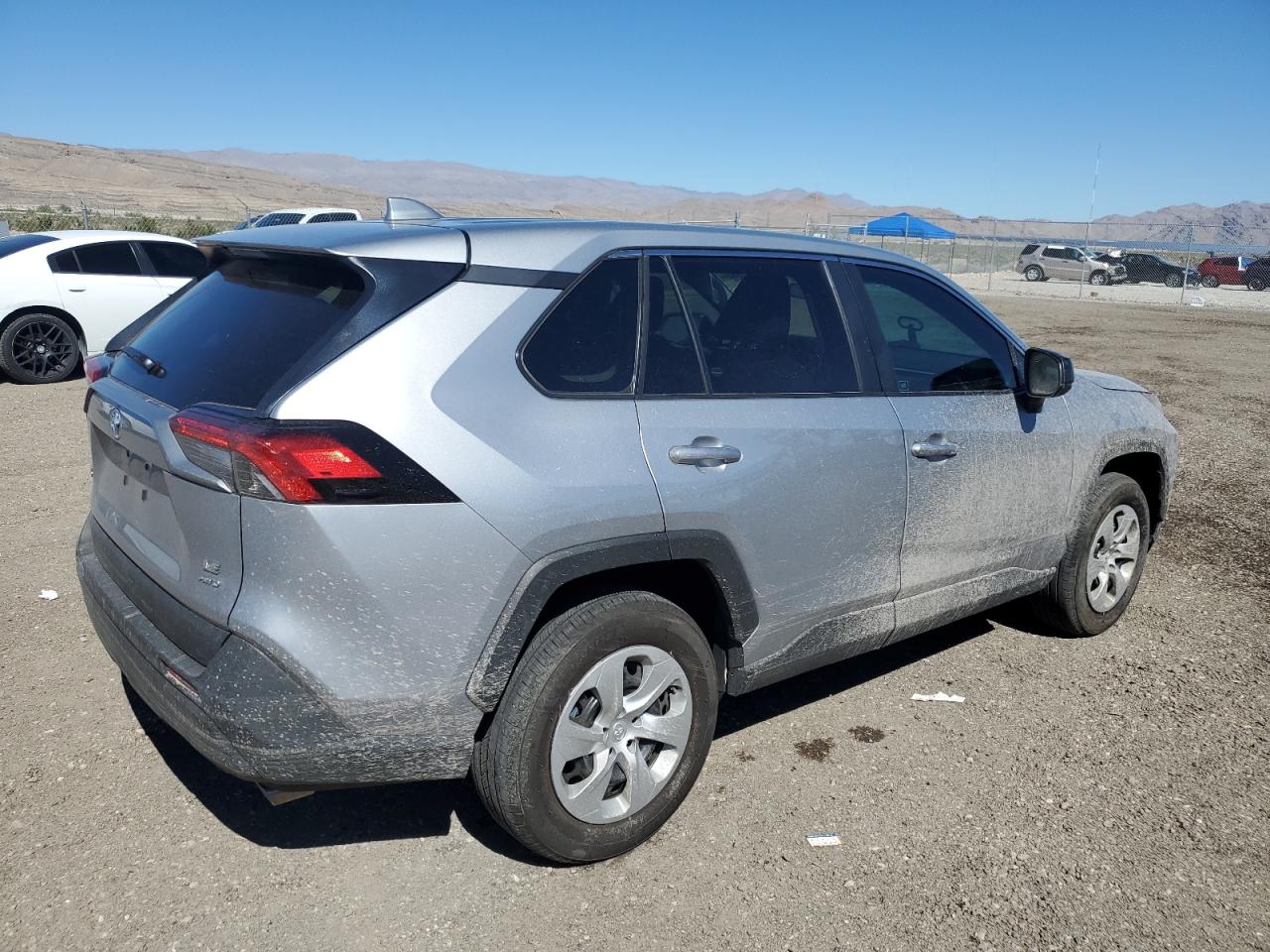 Изображение 3 Toyota Rav4 Le 2023 с VIN 2T3F1RFV1PC354728