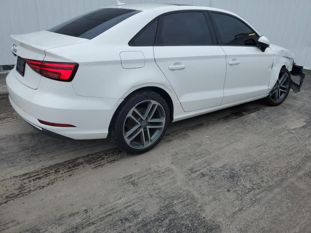 Изображение 3 2018 AUDI A3 PREMIUM 2018 с VIN WAUAUGFF8J1086163