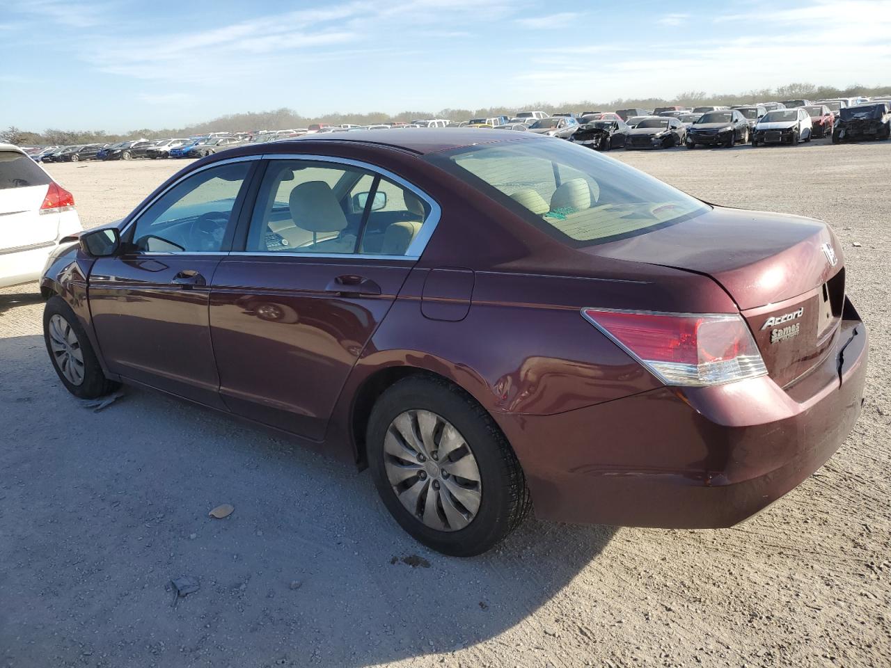 Obraz 2 z 2010 HONDA ACCORD LX 2010 z VIN 1HGCP2F36AA108819