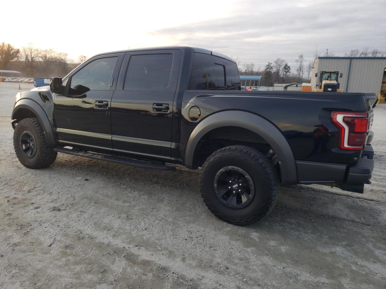 Image 2 of 2018 FORD F150 RAPTOR 2018 with VIN 1FTFW1RG2JFC38378