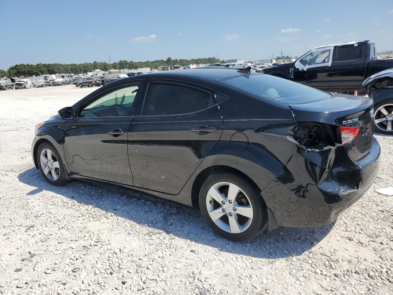 Image 2 of 2013 HYUNDAI ELANTRA GLS 2013 with VIN 5NPDH4AE0DH418207