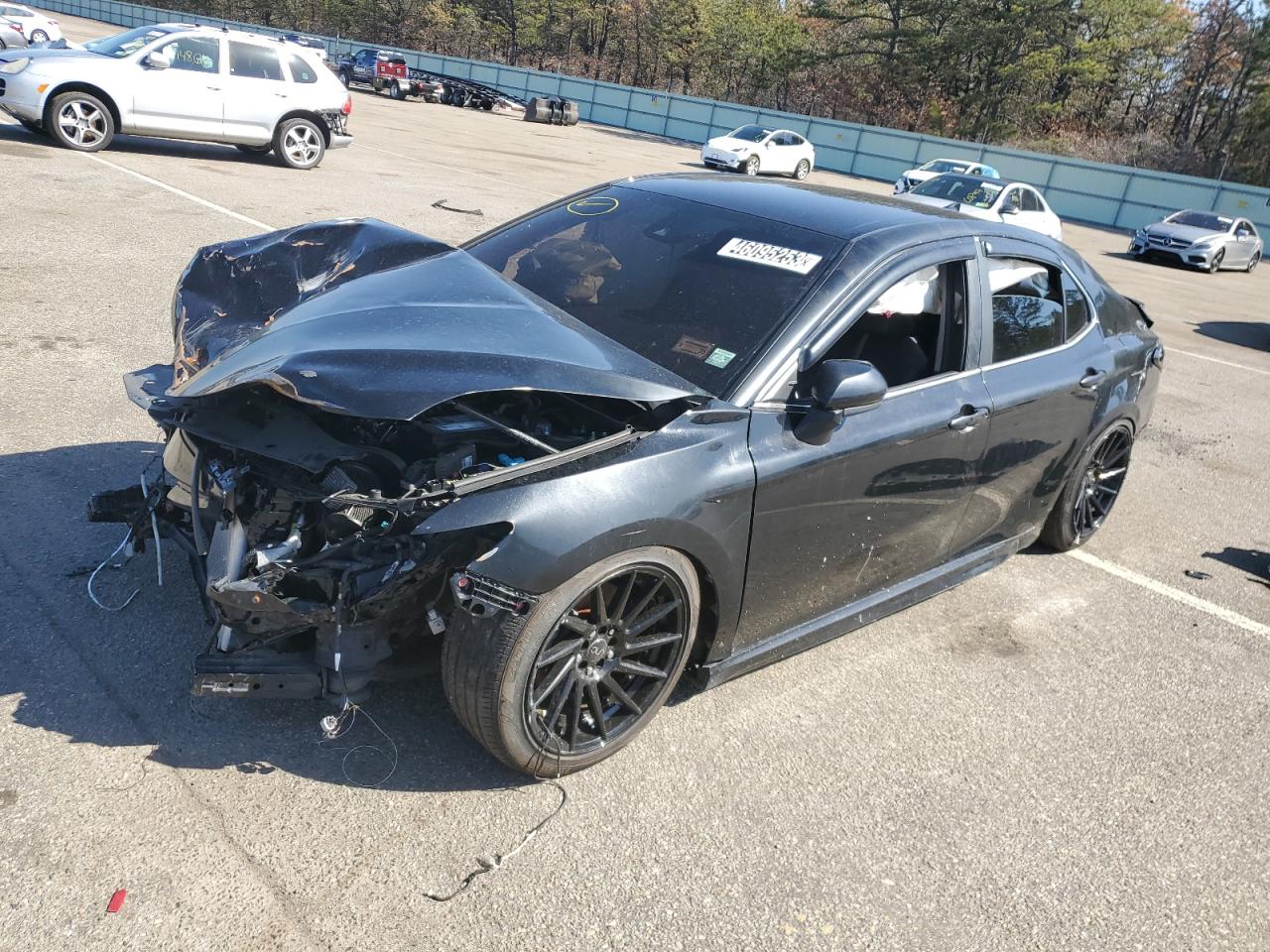 Obraz 1 z 2020 TOYOTA CAMRY SE 2020 z VIN 4T1G11AK7LU913977