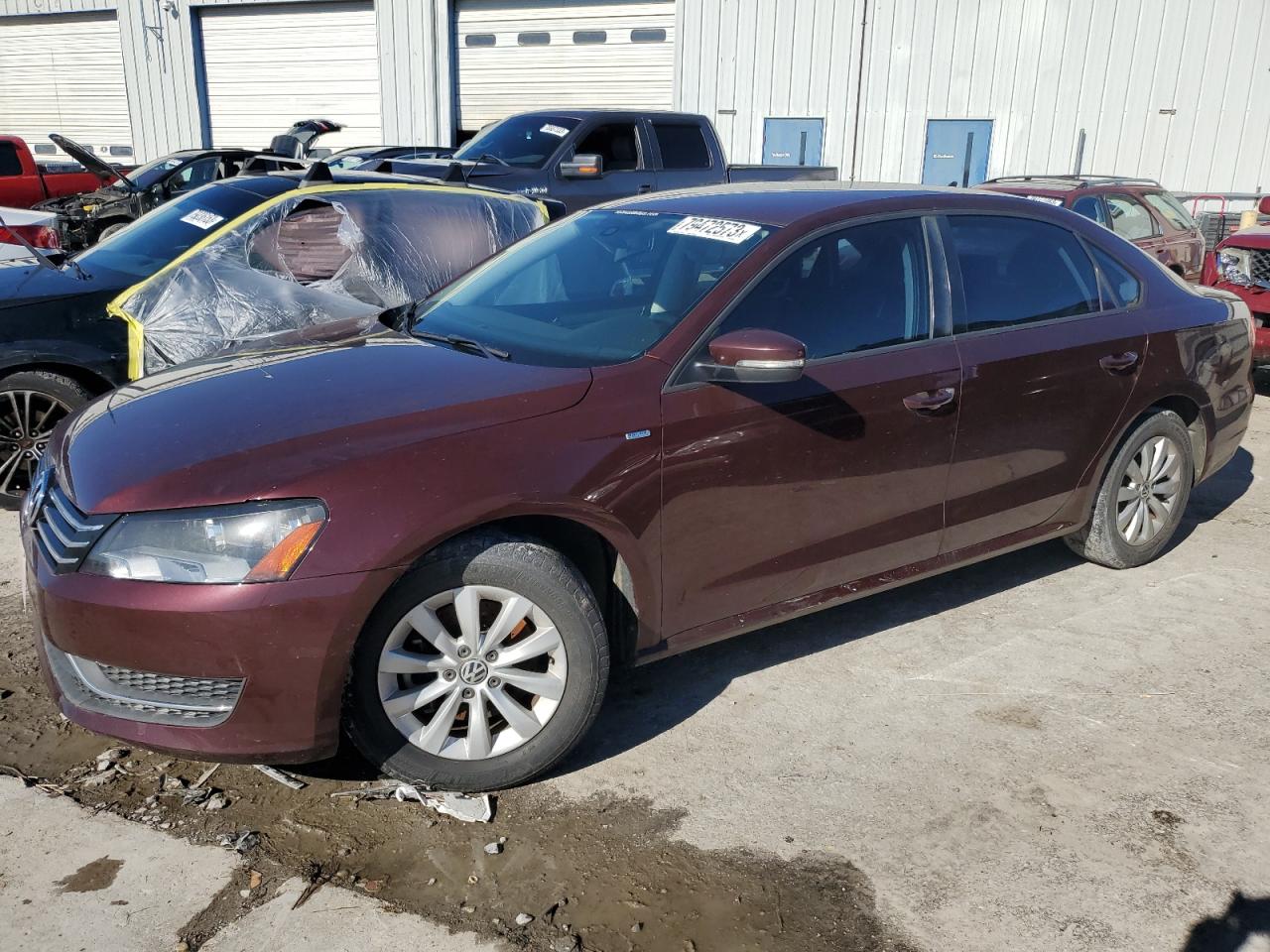 Image 1 of 2014 VOLKSWAGEN PASSAT S 2014 with VIN 1VWAT7A39EC062500