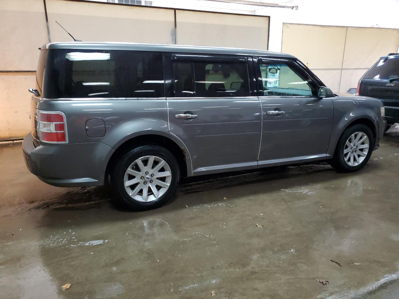 Image 3 of 2009 FORD FLEX SEL 2009 with VIN 2FMDK52C29BA80571