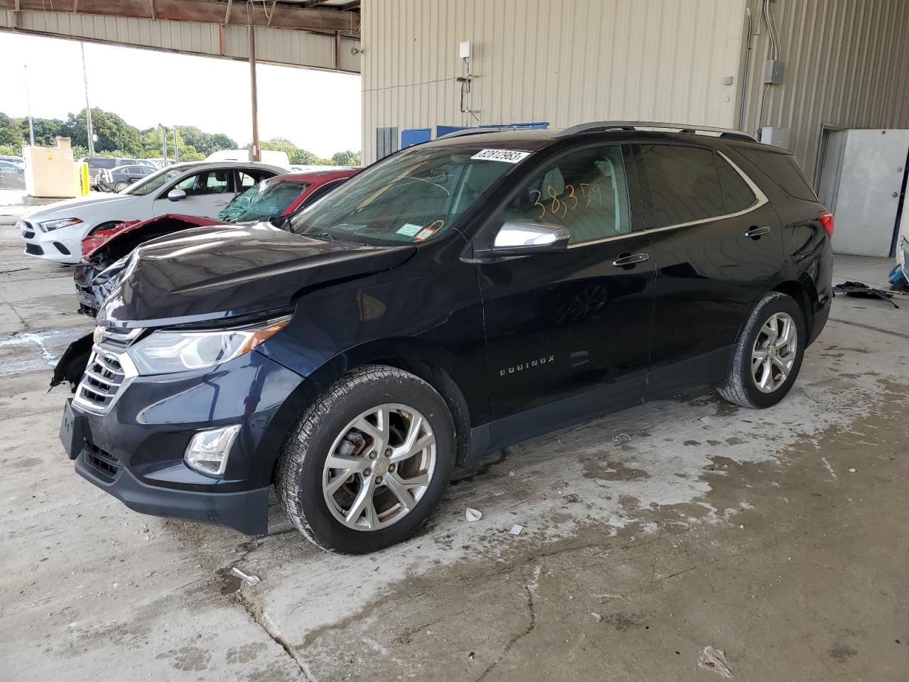 Image 1 of 2020 CHEVROLET EQUINOX PREMIER 2020 with VIN 3GNAXNEV5LS689037