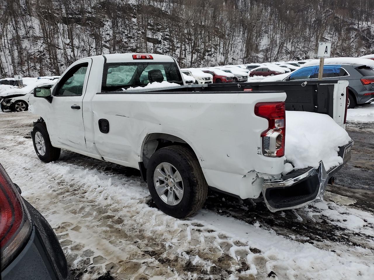 Image 2 of 2022 CHEVROLET SILVERADO C1500 2022 with VIN 3GCNAAED0NG670560