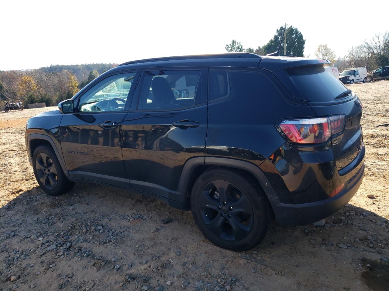 Изображение 2 2020 JEEP COMPASS LATITUDE 2020 с VIN 3C4NJCBB9LT121703