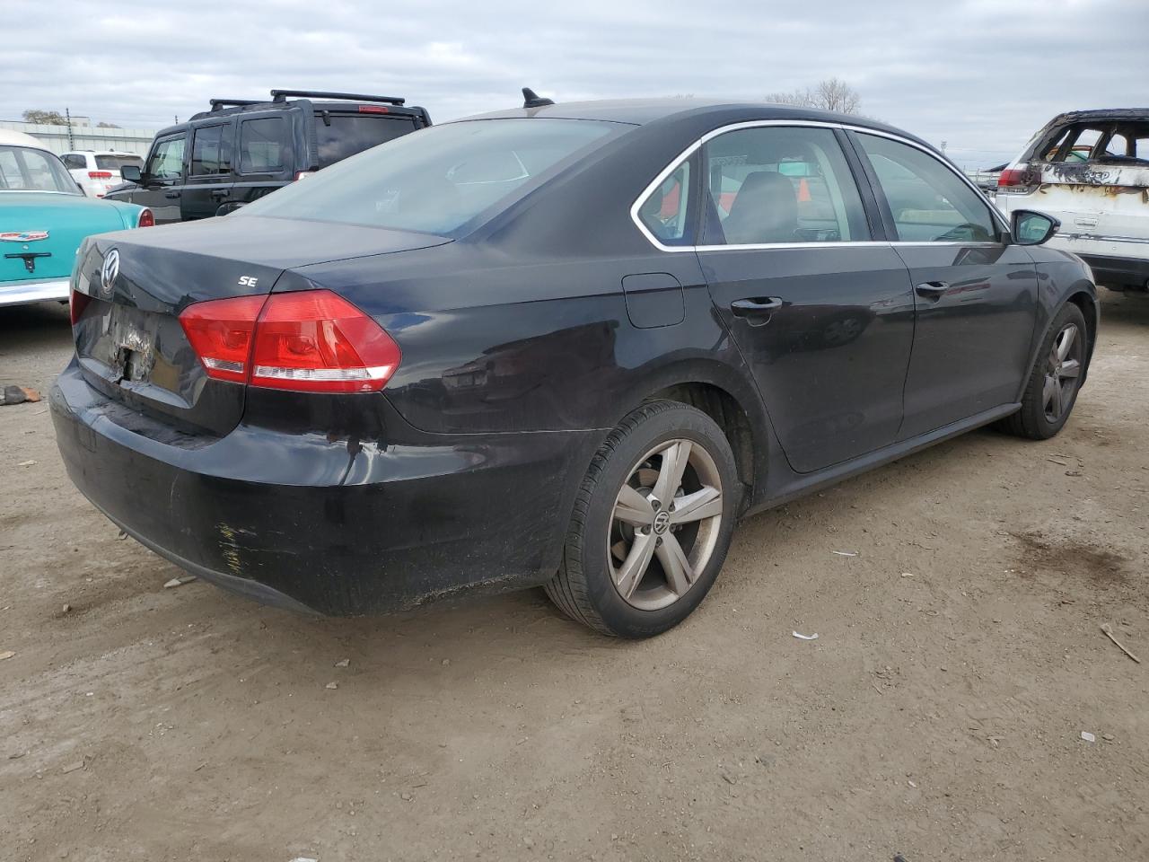 Image 3 of 2012 VOLKSWAGEN PASSAT SE 2012 with VIN 1VWBH7A33CC031293