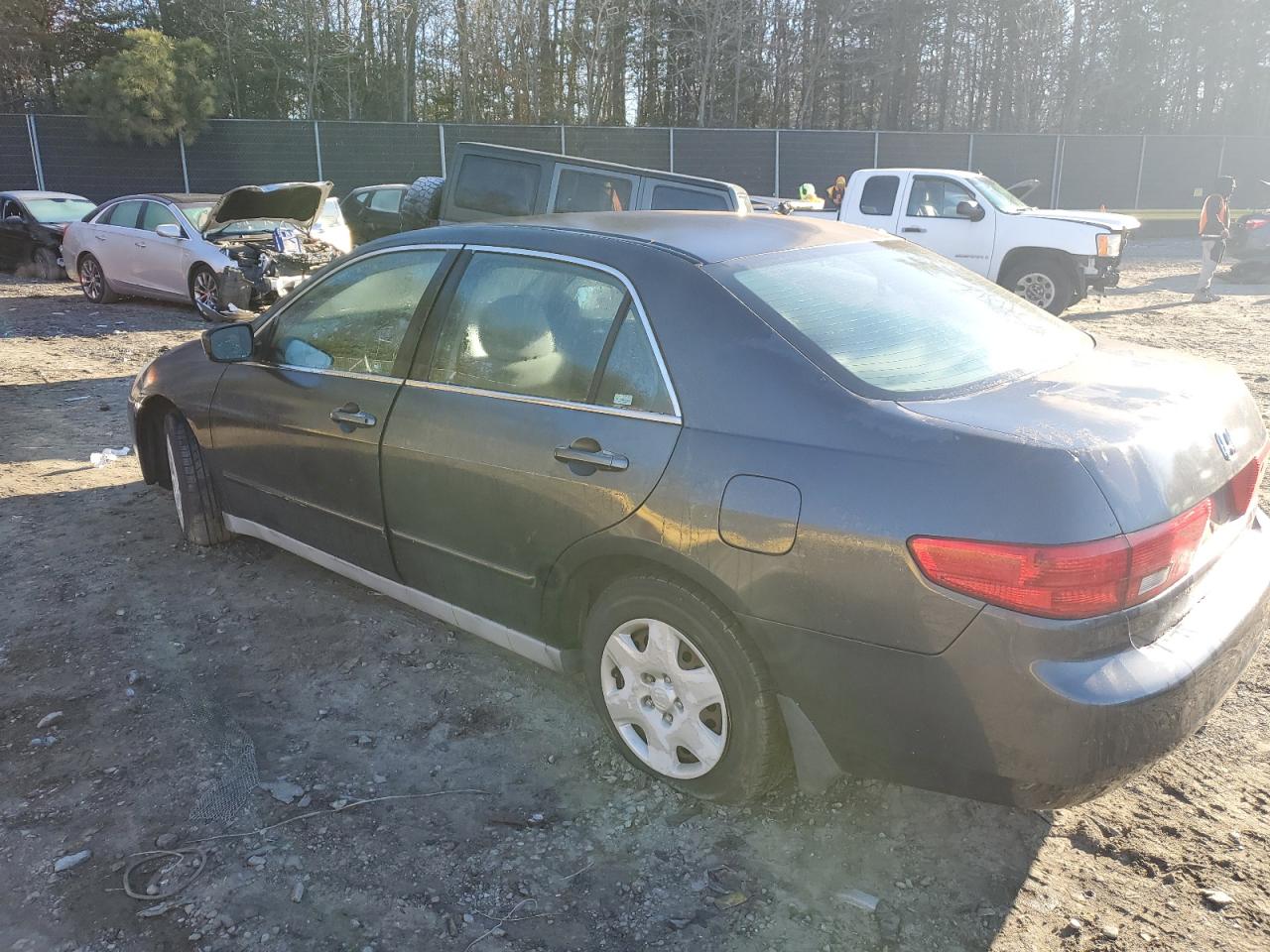 Изображение 2 2005 HONDA ACCORD LX 2005 с VIN 1HGCM56405A122059
