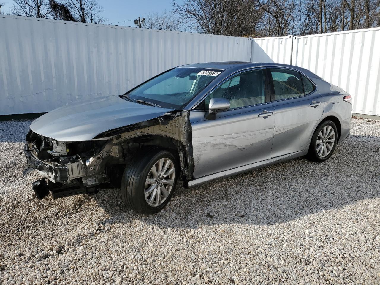 Obraz 1 z 2019 TOYOTA CAMRY L 2019 z VIN 4T1B11HKXKU252055