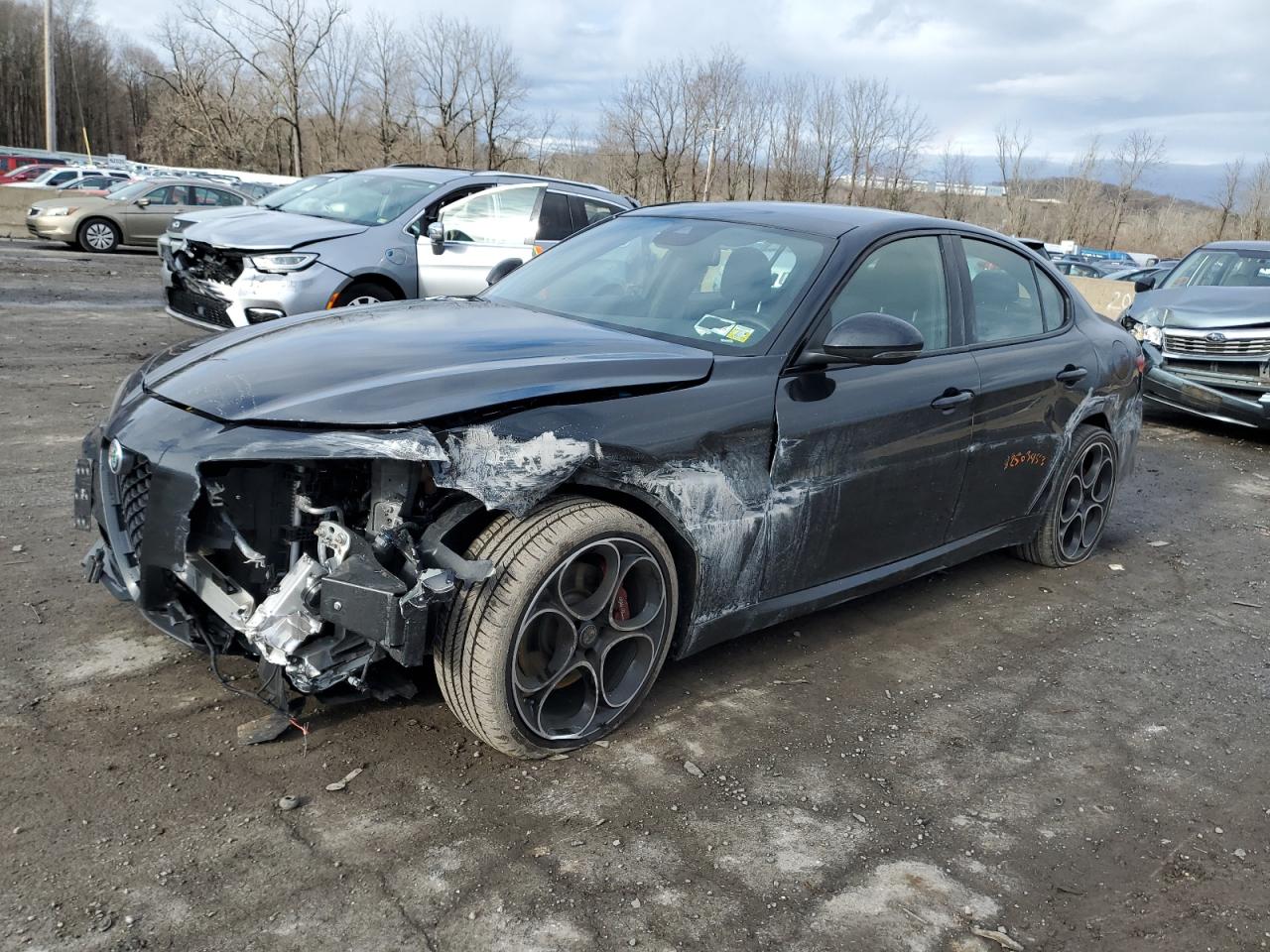 Изображение 2021 ALFA ROMEO GIULIA TI 2021