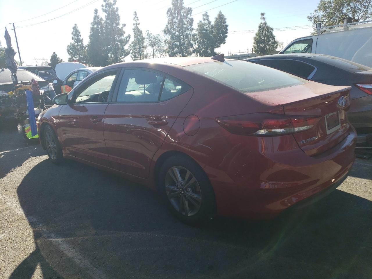 Obraz 2 z 2018 HYUNDAI ELANTRA SEL 2018 z VIN 5NPD84LF2JH329725