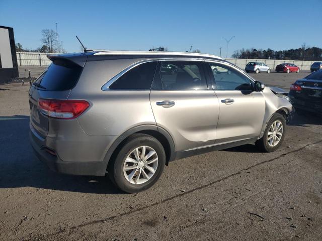 Image 3 of 2017 KIA SORENTO LX 2017 with VIN 5XYPG4A59HG292717