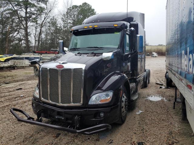 Изображение 2 2018 PETERBILT 579  2018 с VIN 1XPBDP9X6JD363899