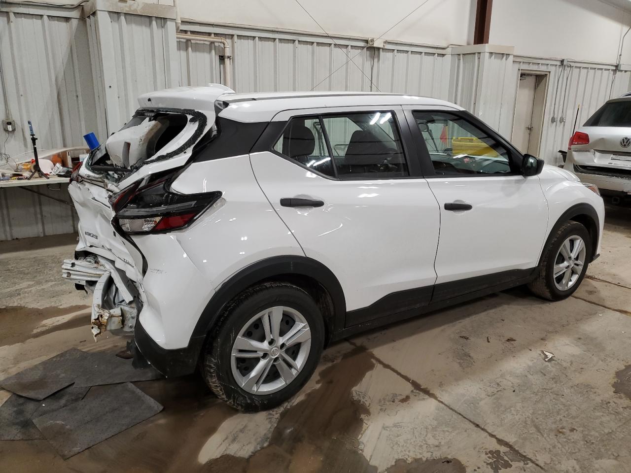 Изображение 3 2021 NISSAN KICKS S 2021 с VIN 3N1CP5BV7ML536633