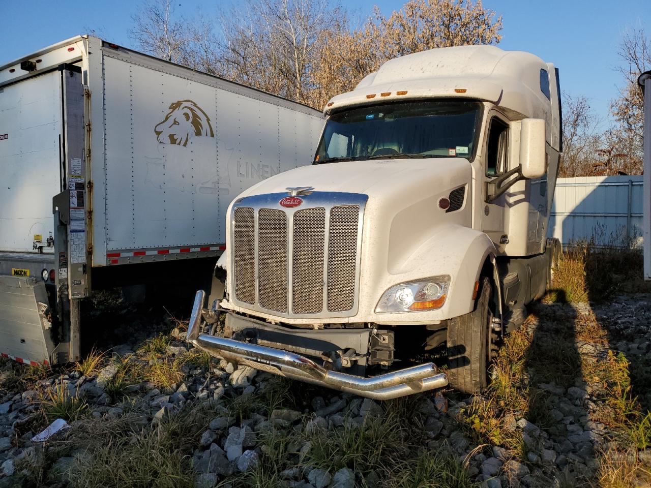 Image 2 of 2021 PETERBILT 579  2021 with VIN 1XPBD49X8MD762588